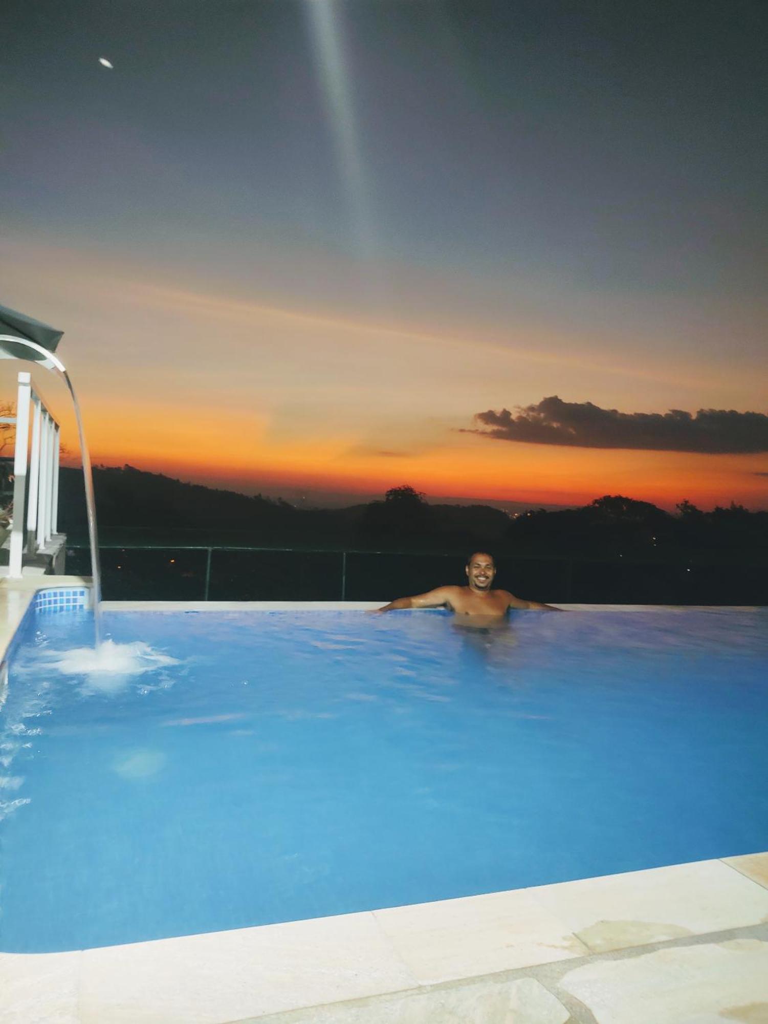 Chacara Santa Therezinha Villa Атибая Екстериор снимка